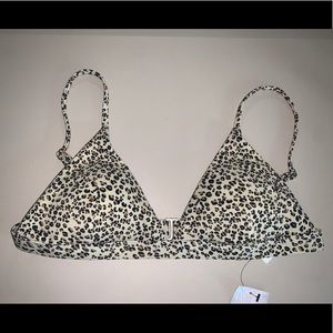 Medium women’s cheetah print bathing suit (top)